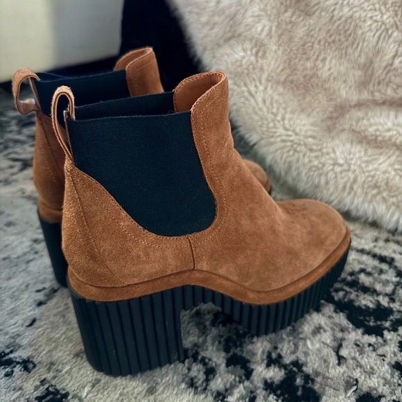 GIANNI BINI Ryker (SIZE 10) Tan Suede Platform Ankle Boots - Picture 5 of 10